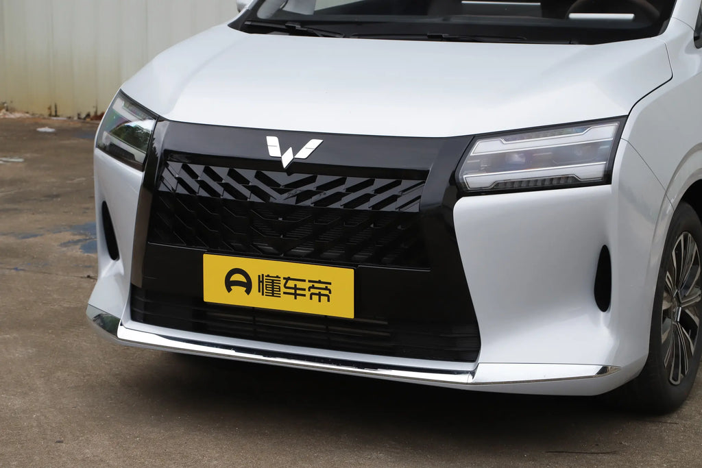Wuling Starlight 730