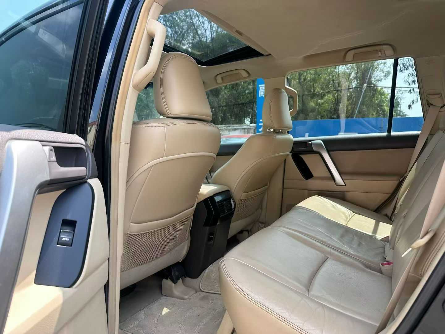 Toyota Prado 2016 2.7L Automatic