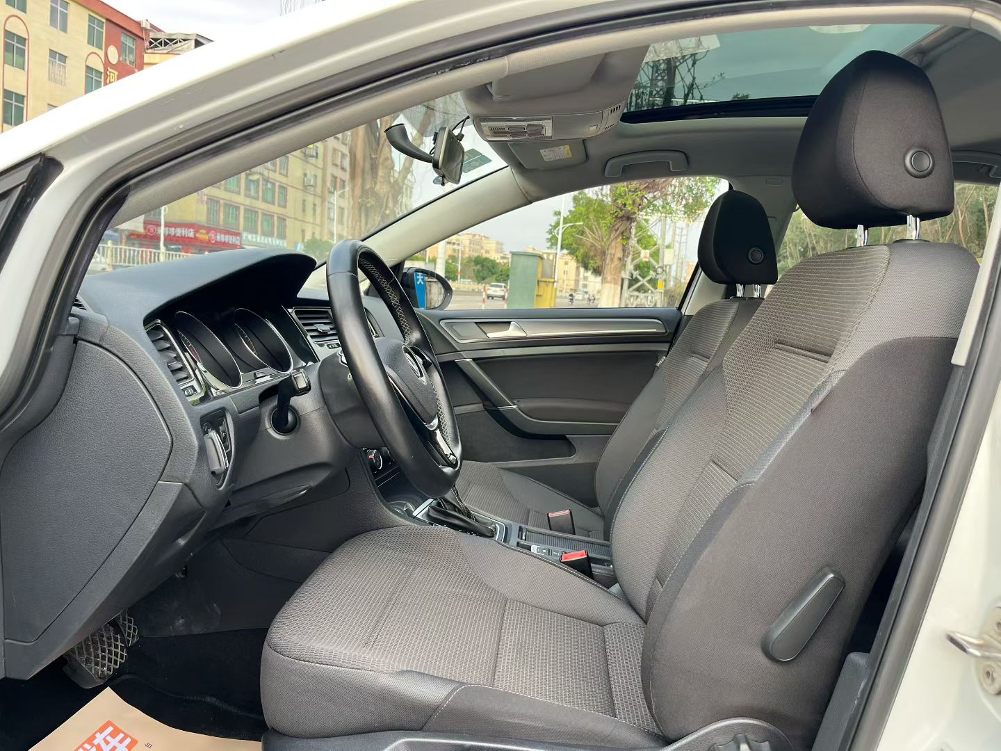 Volkswagen Golf 2015 1.4TSI Automatic