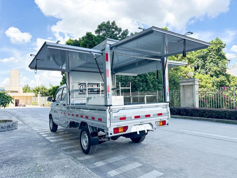 五菱 荣光新卡 售货车（双排 3门） photo 4